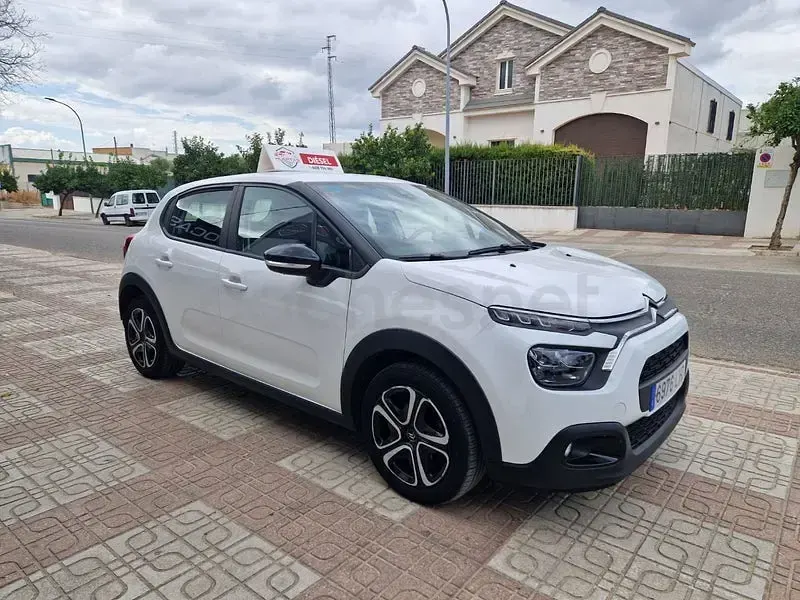 Usado Citroën C3 Feel 102 CV (75 kW) 2021 Blanco Utilitario