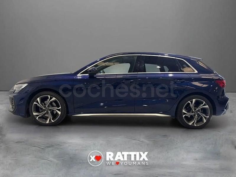 Usado Audi A3 S-Line 110 CV (80 kW) 2024 Azul Berlina