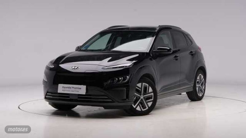 Phantom black Usado 2022 Hyundai Kona SUV | 28.000 € - Imagen 1/4