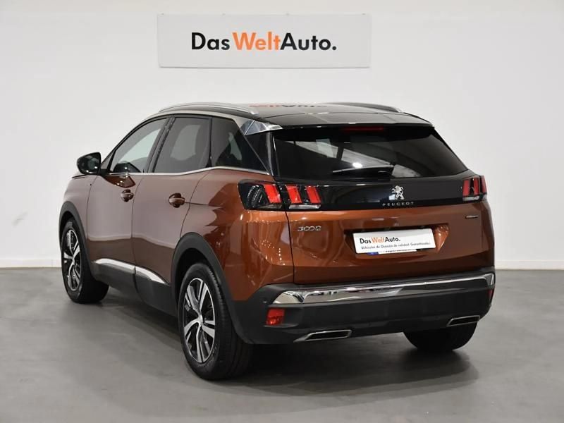 Usado Peugeot 3008 GT-line 120 CV (88 kW) 2018 Marron