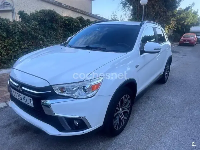 Usado Mitsubishi ASX Motion 114 CV (83 kW) 2018 Blanco SUV