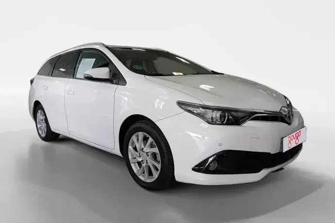 Usado Toyota Auris Active 116 CV (85 kW) 2016 Familiar