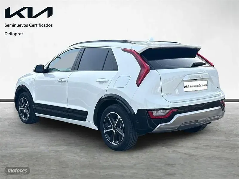 Usado Kia Niro 141 CV (103 kW) 2023 Blanco SUV