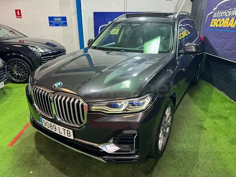 Usado BMW X7 340 CV (250 kW) 2021 Gris / plata SUV