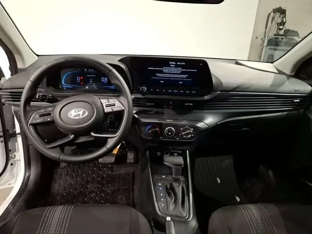 Nuevo Hyundai i20 101 CV (74 kW) 2026 Blanco Utilitario