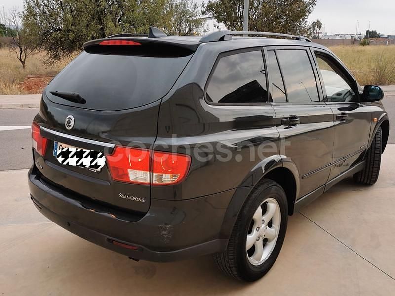 Usado Ssangyong (KGM) Kyron 141 CV (103 kW) 2010 Negro SUV