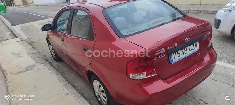 Usado Chevrolet Kalos 94 CV (69 kW) 2004 Rojo Berlina