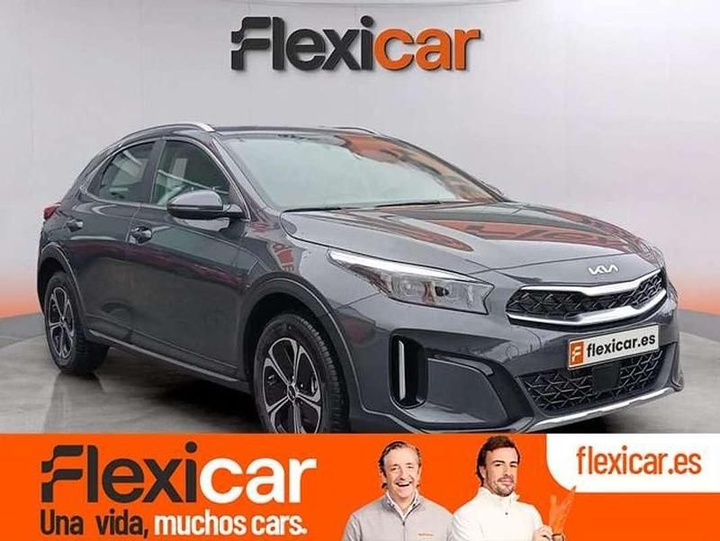 Gris Usado 2024 Kia XCeed SUV | 26.790 € (Un poco caro) - Imagen 1/4