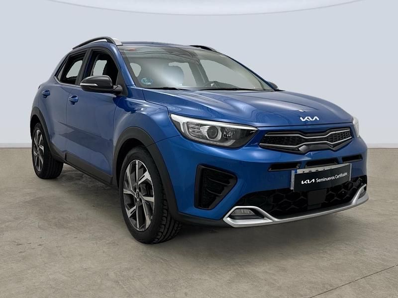 Usado Kia Stonic GT-Line 100 CV (73 kW) 2021 Azul SUV
