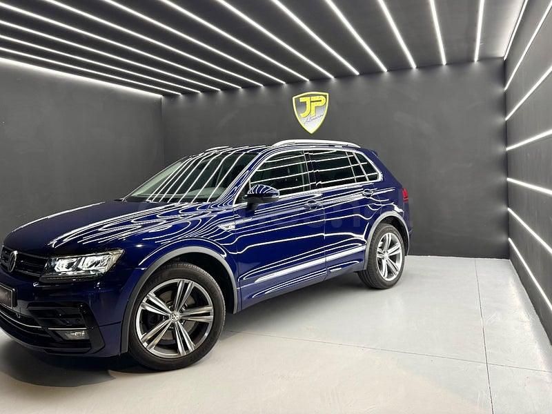 Usado VW Tiguan Sportline 240 CV (176 kW) 2017 Azul SUV