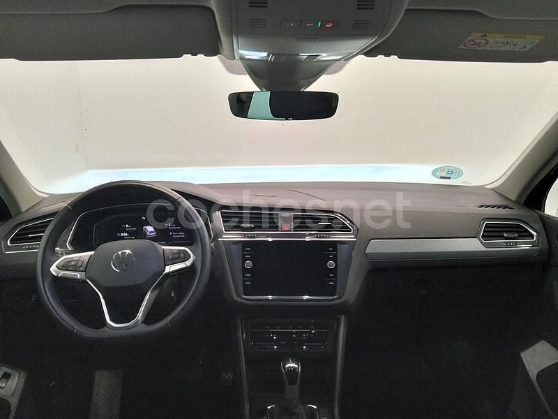 Usado VW Tiguan Life 150 CV (110 kW) 2021 Azul SUV