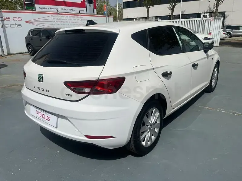 Usado Seat Leon Style 115 CV (84 kW) 2017 Blanco Berlina
