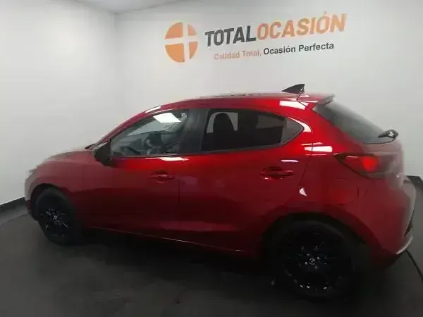 Usado Mazda 2 Homura-Line 90 HP (66 kW) 2022 Otro Sedan