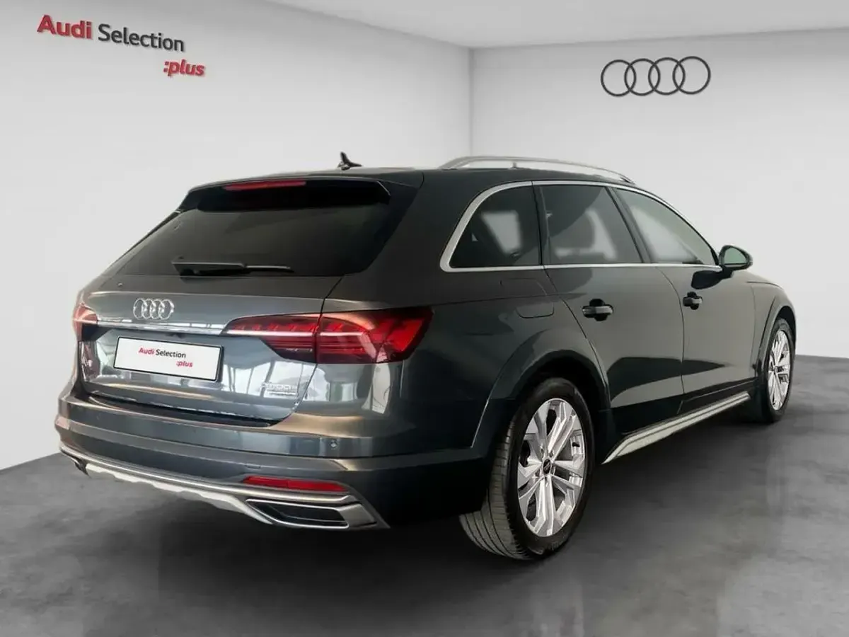 Usado Audi A4 Allroad 204 CV (150 kW) 2023 Gris Familiar