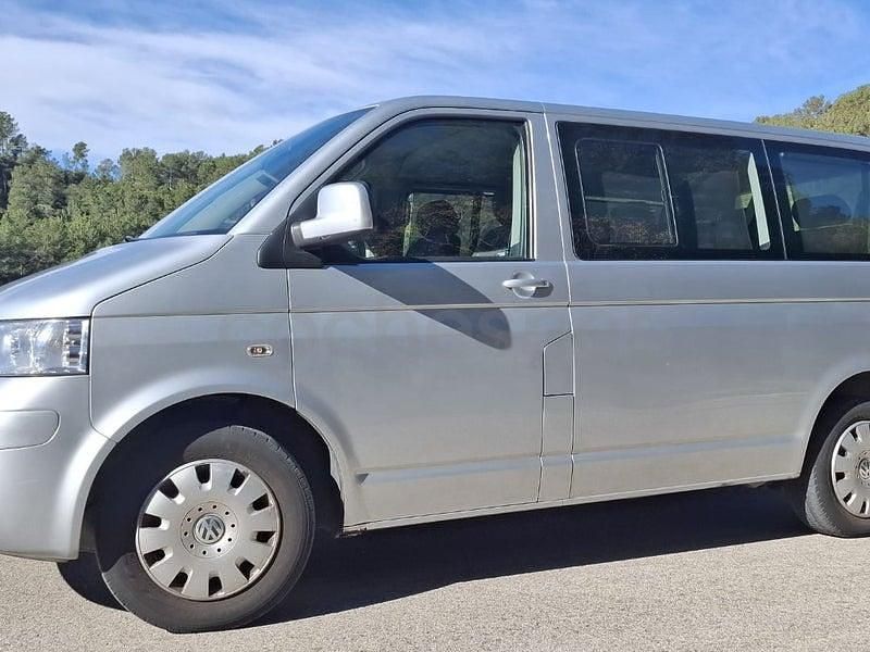 Gris / plata Usado 2009 VW Multivan Trendline Van | 14.500 € - Imagen 1/4