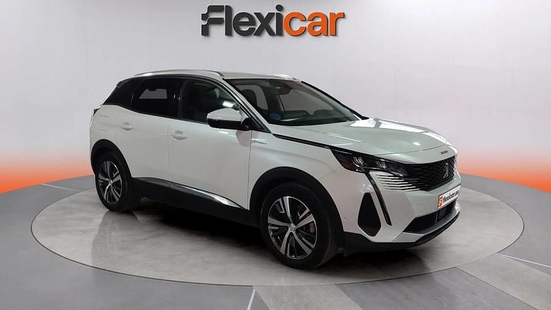 Usado Peugeot 3008 Allure 226 CV (166 kW) 2021 Blanco SUV