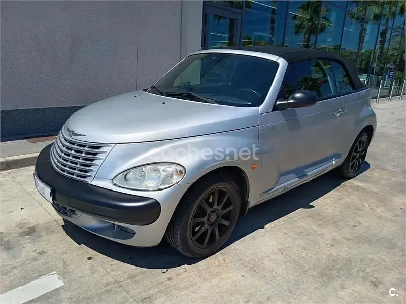 Usado Chrysler PT Cruiser Limited 143 CV (105 kW) 2006 Gris / plata Descapotable