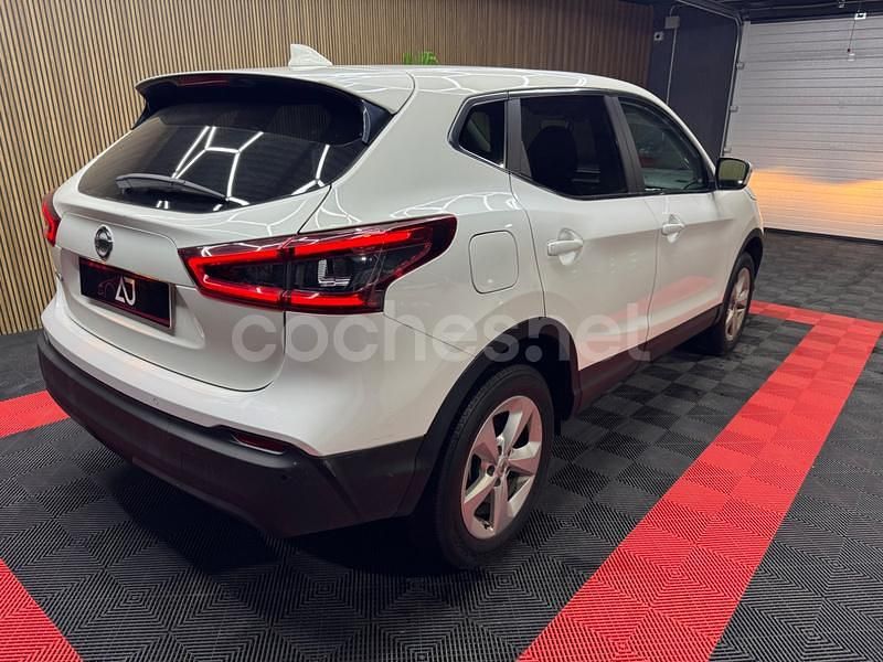 Usado Nissan Qashqai Acenta 130 CV (95 kW) 2018 Blanco SUV
