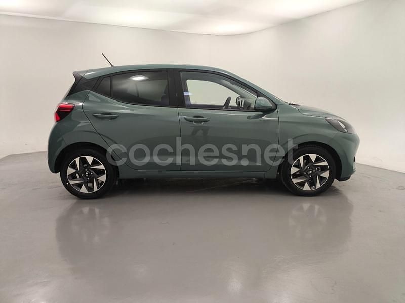 Usado Hyundai i10 67 CV (49 kW) 2025 Verde Utilitario