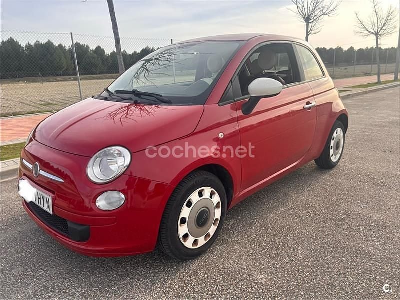 Usado Fiat 500 Lounge 69 CV (50 kW) 2014 Rojo Berlina