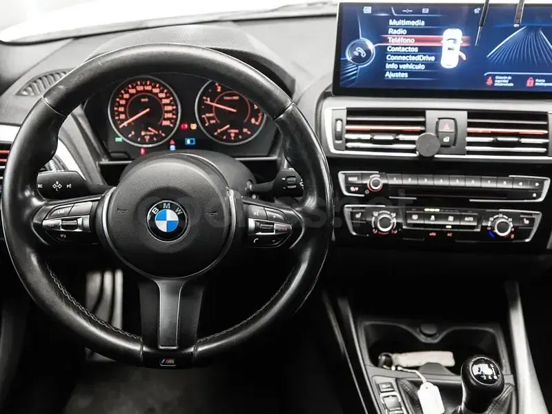 Usado BMW 118 150 CV (110 kW) 2016 Blanco Utilitario