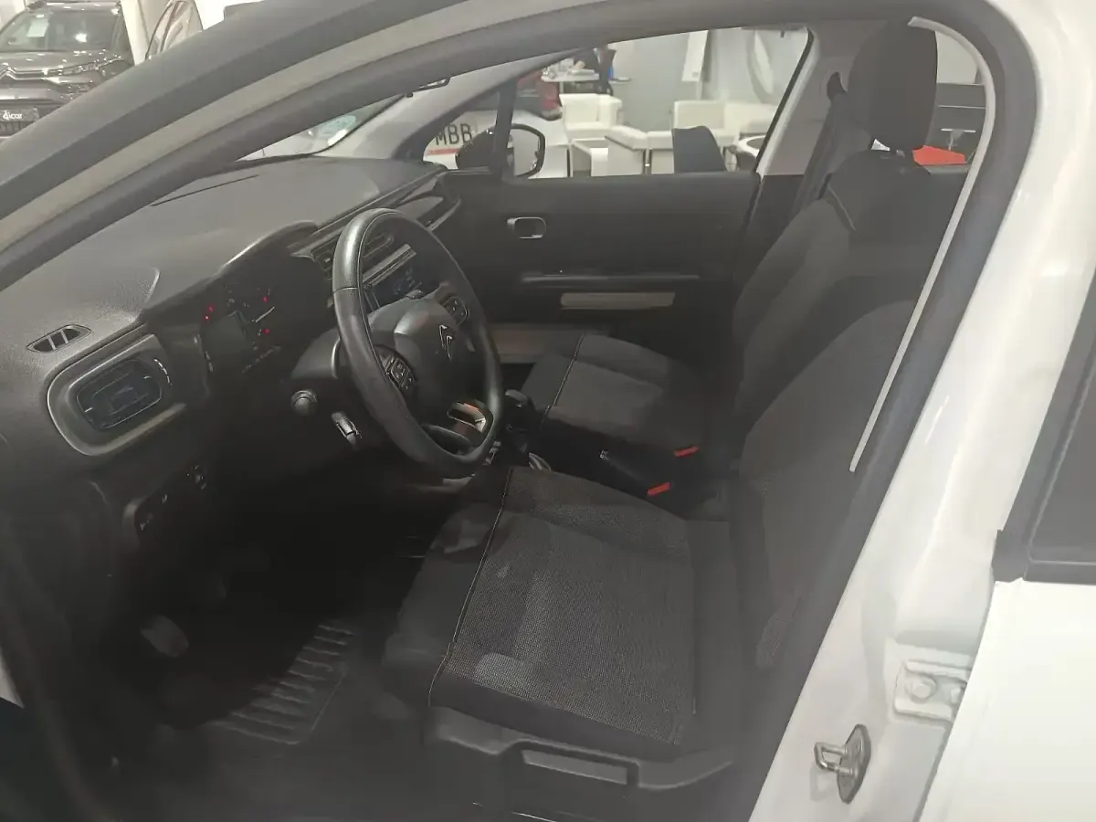 Usado Citroën C3 Feel 82 CV (60 kW) 2019 Blanco Utilitario
