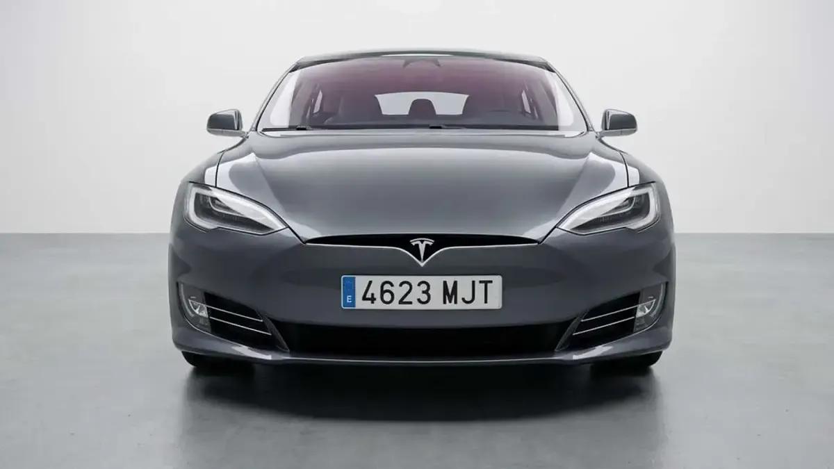 Usado Tesla Model S 386 kW (525 CV) 2018 Gris Utilitario