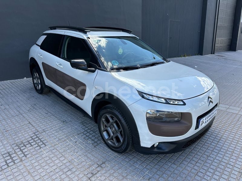 Blanco Usado 2016 Citroën C4 Cactus Feel Utilitario | 8499 € (Buen precio) - Imagen 1/4