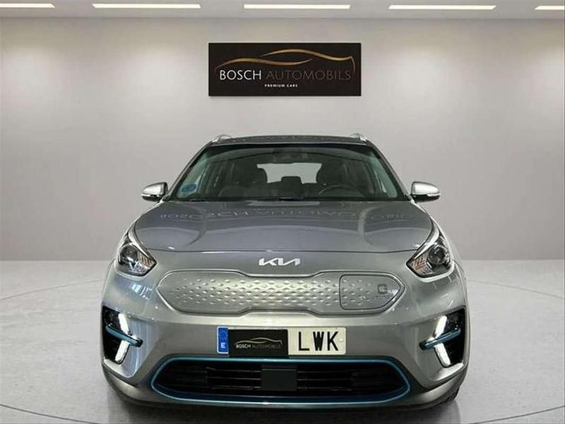 Usado Kia e-Niro 150 kW (204 CV) 2022 Gris SUV