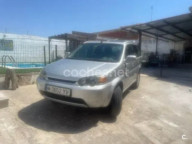 Usado Honda HR-V 105 CV (77 kW) 2000 Gris / plata SUV