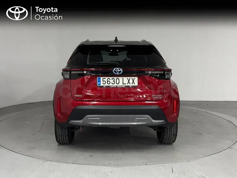 Usado Toyota Yaris Cross 116 CV (85 kW) 2022 Blanco SUV