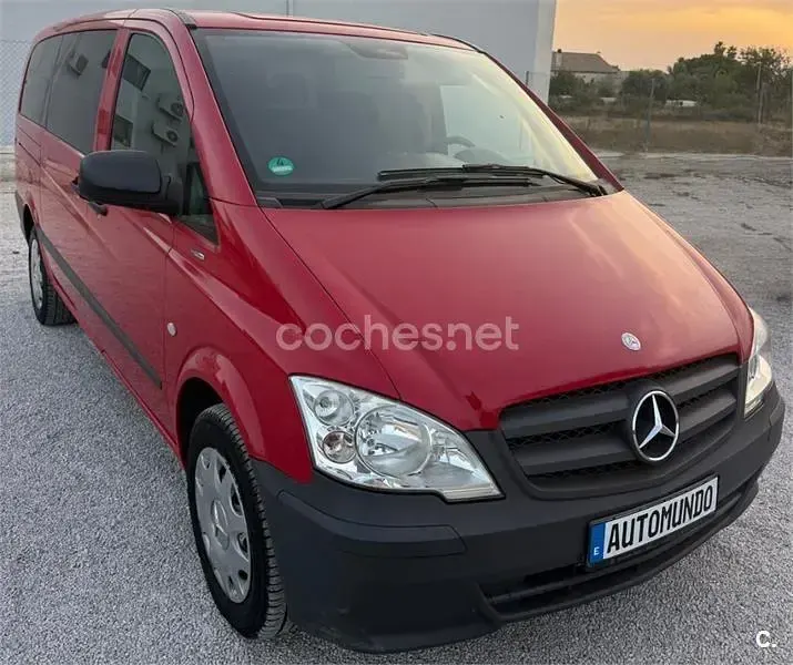 Usado Mercedes V200 Marco Polo 136 CV (100 kW) 2014 Rojo Monovolumen