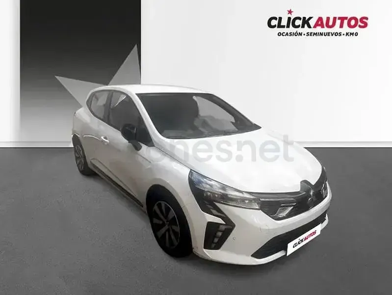 Usado Mitsubishi Colt Motion 90 CV (66 kW) 2025 Blanco Utilitario