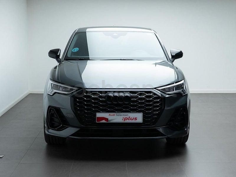 Usado Audi Q3 Sportback Ambiente 150 CV (110 kW) 2025 Gris / plata SUV