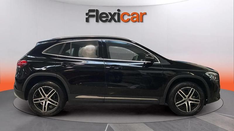 Usado Mercedes GLA200 150 CV (110 kW) 2023 Negro SUV