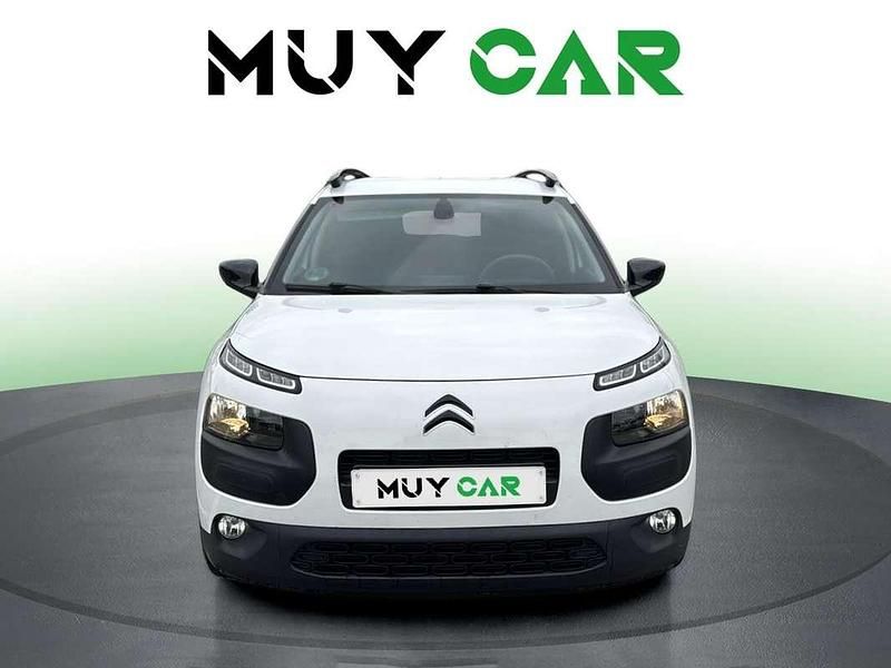 Usado Citroën C4 Cactus Feel 82 CV (60 kW) 2017 Blanco Utilitario