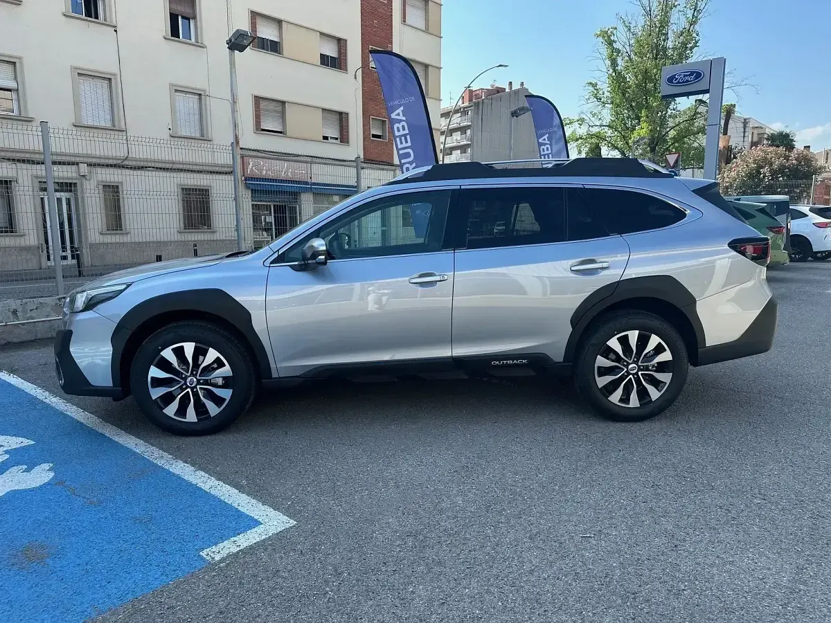 Nuevo Subaru Outback 169 CV (124 kW) 2026 Gris Familiar