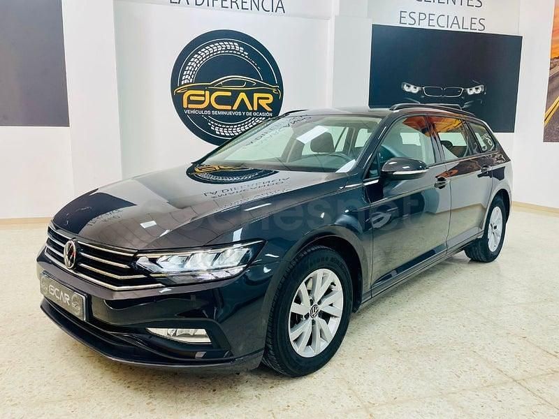 Usado VW Passat Business 122 CV (89 kW) 2021 Gris / plata Familiar
