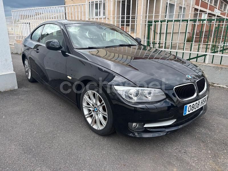 Usado BMW 318 Cabriolet 143 CV (105 kW) 2013 Negro Descapotable