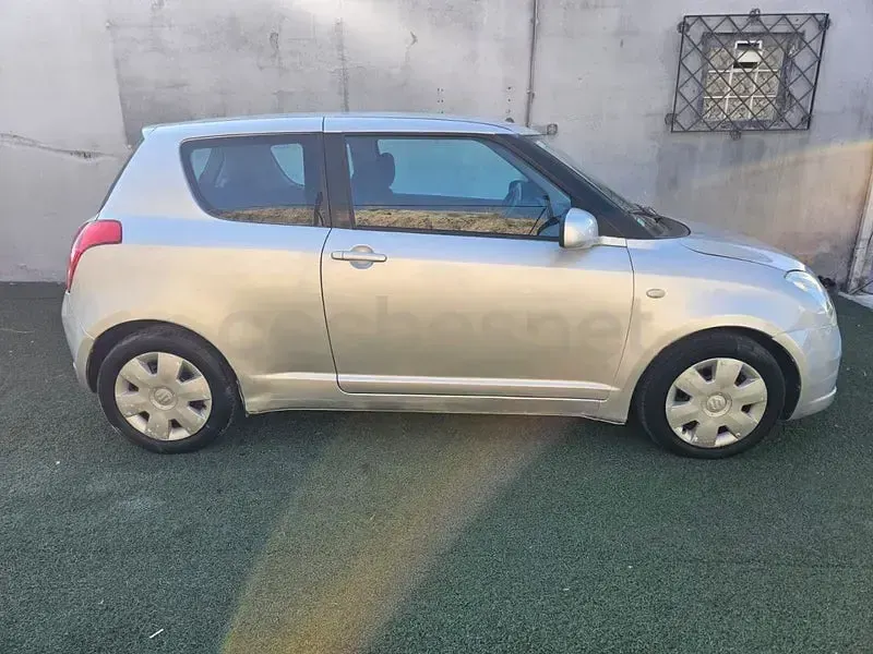 Usado Suzuki Swift GL 69 CV (50 kW) 2007 Gris / plata Utilitario