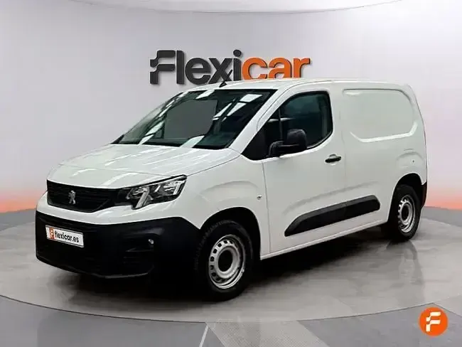 Usado Peugeot Partner 100 CV (73 kW) 2019 Blanco Monovolumen