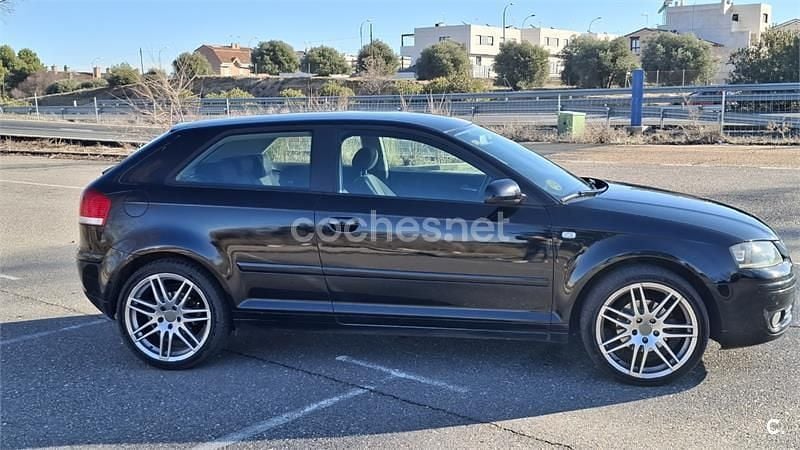 Usado Audi A3 Ambition 105 CV (77 kW) 2006 Negro Berlina