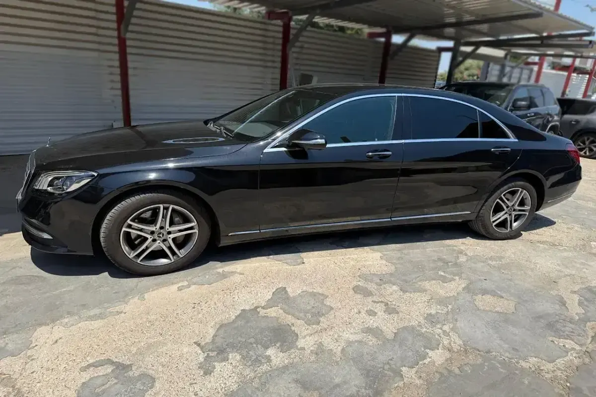 Usado Mercedes S350 286 CV (210 kW) 2018 Negro Berlina