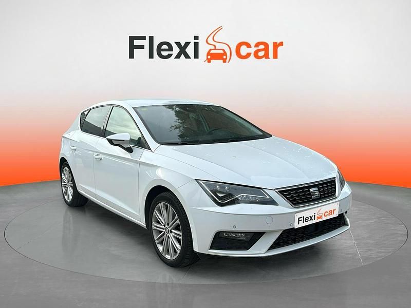 Usado Seat Leon XCELLENCE 150 CV (110 kW) 2019 Blanco Berlina