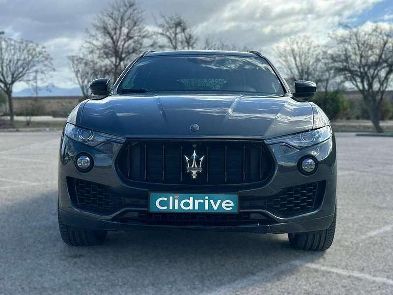 Usado Maserati Levante 275 CV (202 kW) 2017 Gris SUV