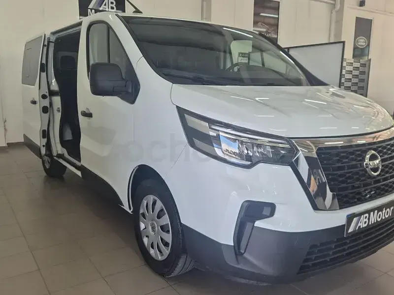 Usado Nissan Primastar Acenta 110 CV (80 kW) 2024 Blanco Monovolumen