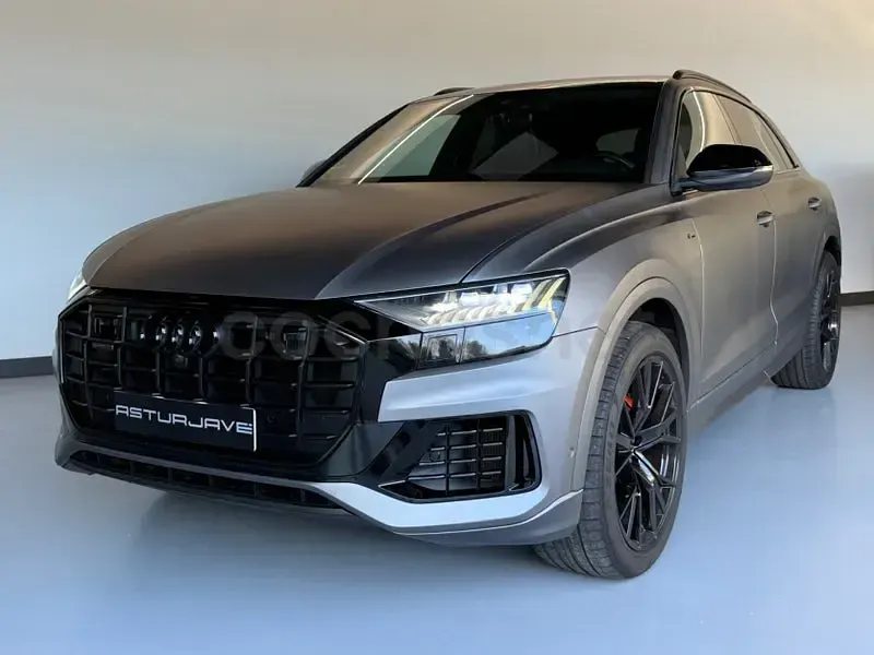 Usado Audi Q8 S-Line 286 CV (210 kW) 2019 Gris / plata SUV