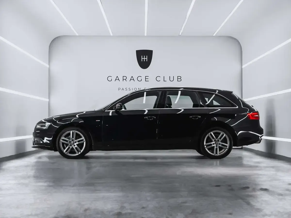 Usado Audi A4 150 CV (110 kW) 2013 Negro Familiar