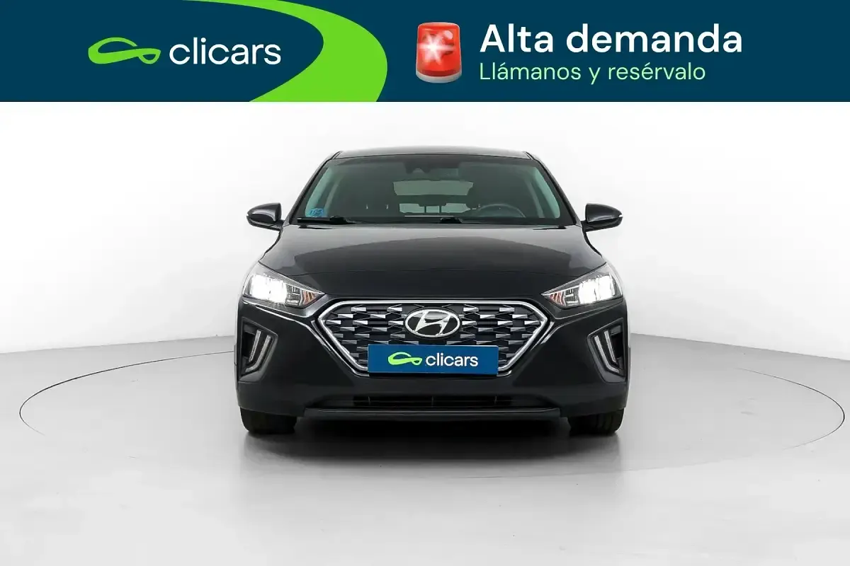 Usado Hyundai Ioniq 141 CV (103 kW) 2022 Negro Utilitario