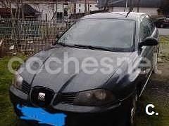 Beige Usado 2006 Seat Ibiza Reference Berlina | 1900 € (Super precio) - Imagen 1/4